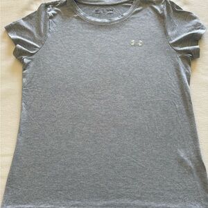 Under Armour Heat Gear T-Shirt size large EUC